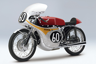 Honda RC143 (1961) 125cc Class Tom Phillis Honda's First WGP Victory (Round 1 Spanish GP)