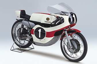Yamaha RA31A (1968) 125cc Class Phil Read Manufacturers/Riders Title Won