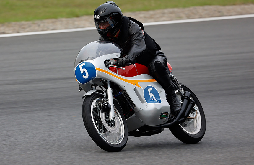 Historic Bike Dynamic Confirmation Driving Meeting