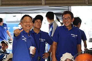 August 26, 2017 (Sat) "Mote tai" Gallery