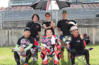 August 26, 2017 (Sat) "Mote tai" Gallery