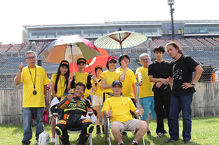 August 26, 2017 (Sat) "Mote tai" Gallery