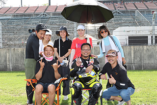 August 26, 2017 (Sat) "Mote tai" Gallery