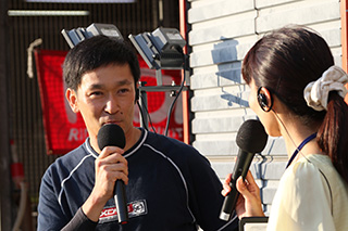 August 26, 2017 (Sat) "Mote tai" Gallery