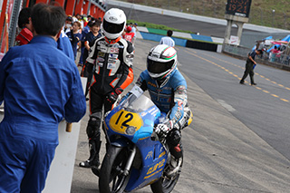 August 27, 2017 (Sun) "Mote tai" Gallery