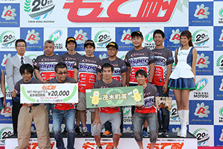 August 27, 2017 (Sun) "Mote tai" Gallery