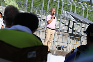 August 25, 2018 (Sat) "Mote tai" Gallery