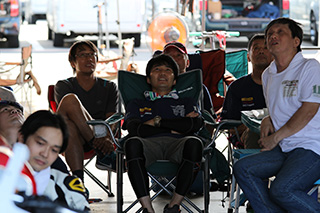 August 25, 2018 (Sat) "Mote tai" Gallery