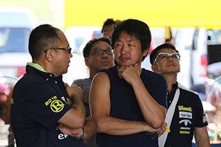 August 25, 2018 (Sat) "Mote tai" Gallery