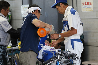 August 25, 2018 (Sat) "Mote tai" Gallery