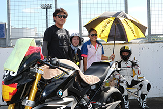 August 26, 2018 (Sun) "Mote tai" Gallery