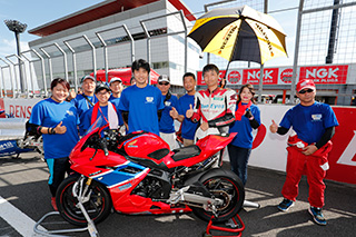 August 26, 2018 (Sun) "Mote tai" Gallery