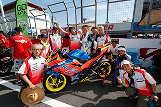 August 26, 2018 (Sun) "Mote tai" Gallery