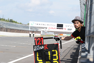 August 26, 2018 (Sun) "Mote tai" Gallery