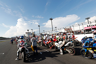 August 26, 2018 (Sun) "Mote tai" Gallery