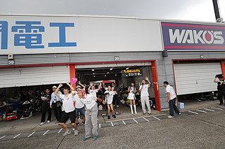 August 24, 2019 (Sat) "Mote tai" Gallery