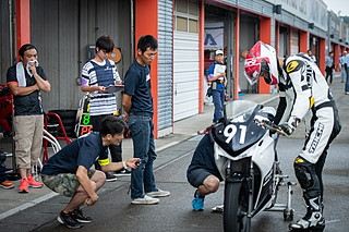 August 24, 2019 (Sat) "Mote tai" Gallery