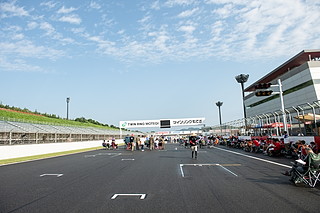 August 25, 2019 (Sun) "Mote tai" Gallery