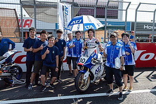 August 25, 2019 (Sun) "Mote tai" Gallery