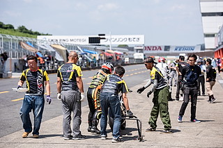 August 25, 2019 (Sun) "Mote tai" Gallery