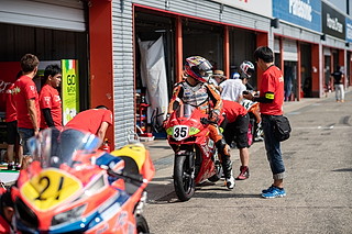 August 25, 2019 (Sun) "Mote tai" Gallery