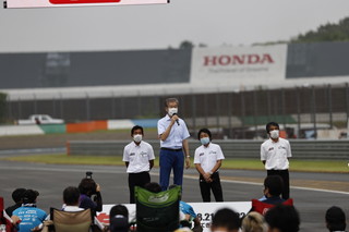 August 22, 2021 (Sun) "Mote tai" Gallery