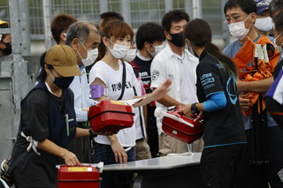 August 22, 2021 (Sun) "Mote tai" Gallery