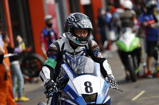 August 22, 2021 (Sun) "Mote tai" Gallery