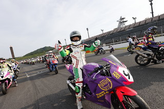 August 22, 2021 (Sun) "Mote tai" Gallery