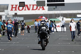 September 11, 2022 (Sun) "Mote tai" Gallery