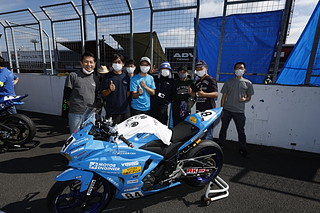 September 11, 2022 (Sun) "Mote tai" Gallery