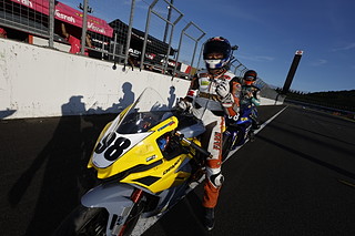 September 11, 2022 (Sun) "Mote tai" Gallery