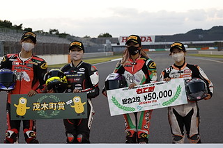 September 11, 2022 (Sun) "Mote tai" Gallery