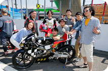 May 17, 2015 (Sun) Photo Gallery