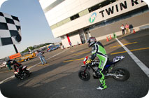 May 17, 2015 (Sun) Photo Gallery