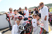 May 17, 2015 (Sun) Photo Gallery