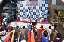 May 17, 2015 (Sun) Photo Gallery