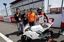 May 7, 2016 (Sat) Photo Gallery