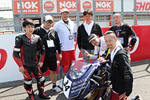 May 7, 2016 (Sat) Photo Gallery