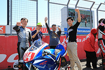 May 8, 2016 (Sun) Photo Gallery