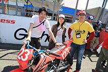 May 8, 2016 (Sun) Photo Gallery