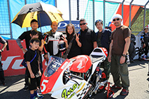 May 8, 2016 (Sun) Photo Gallery