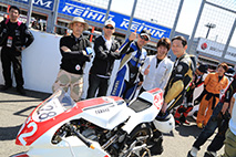 May 8, 2016 (Sun) Photo Gallery