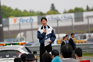 May 7, 2017 (Sun) Photo Gallery