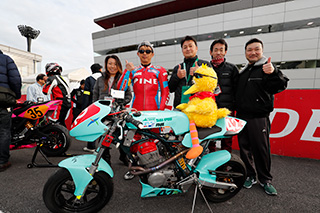 November 18, 2018 (Sun) Photo Gallery