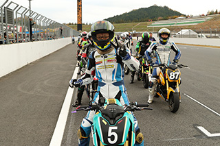 November 18, 2018 (Sun) Photo Gallery