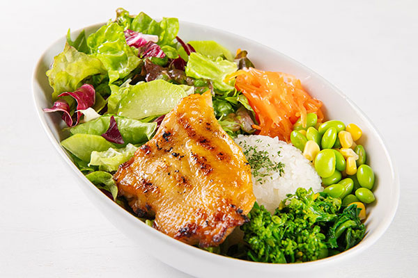 [Spring Limited Menu] Local Vegetables and Grilled Chicken Salad Rice Bowl
