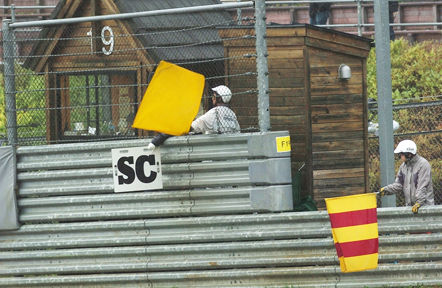 コースオフィシャル