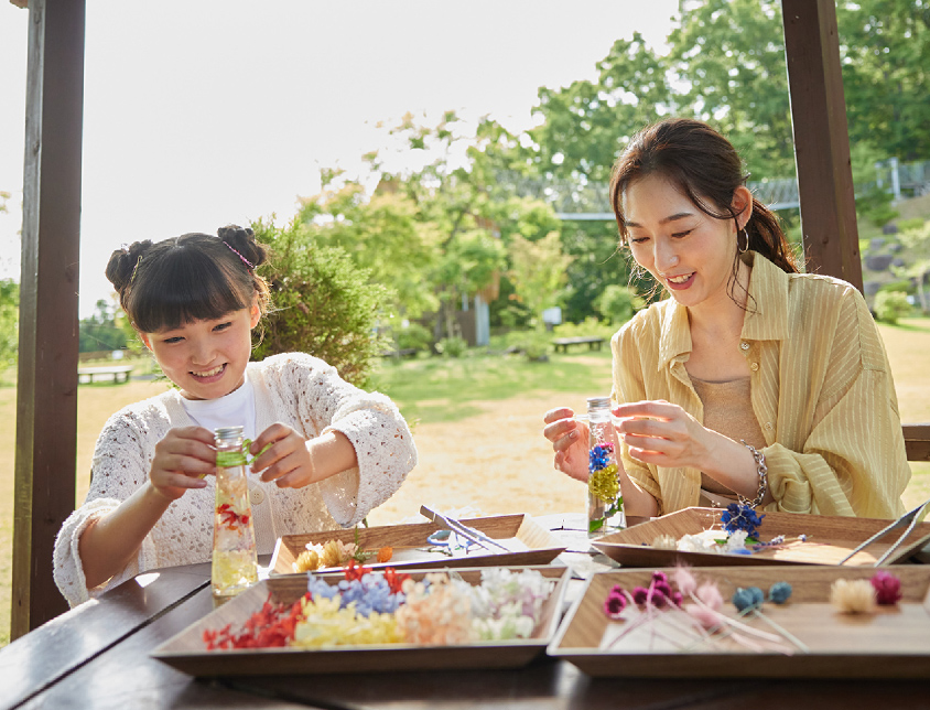 ハローウッズの素材でつくるものづくり体験