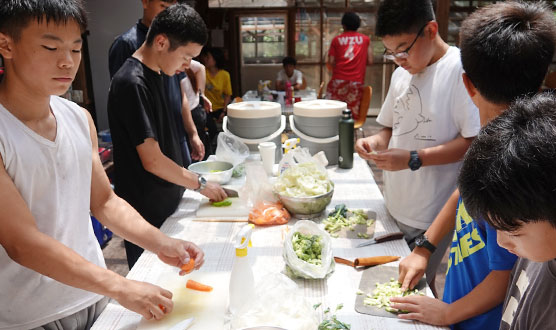 夏季的小頭目森林營地